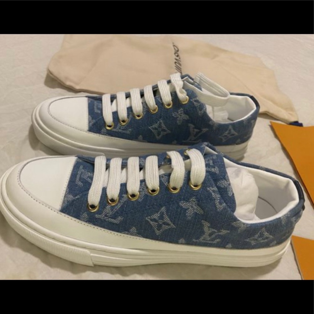 LV sneaker